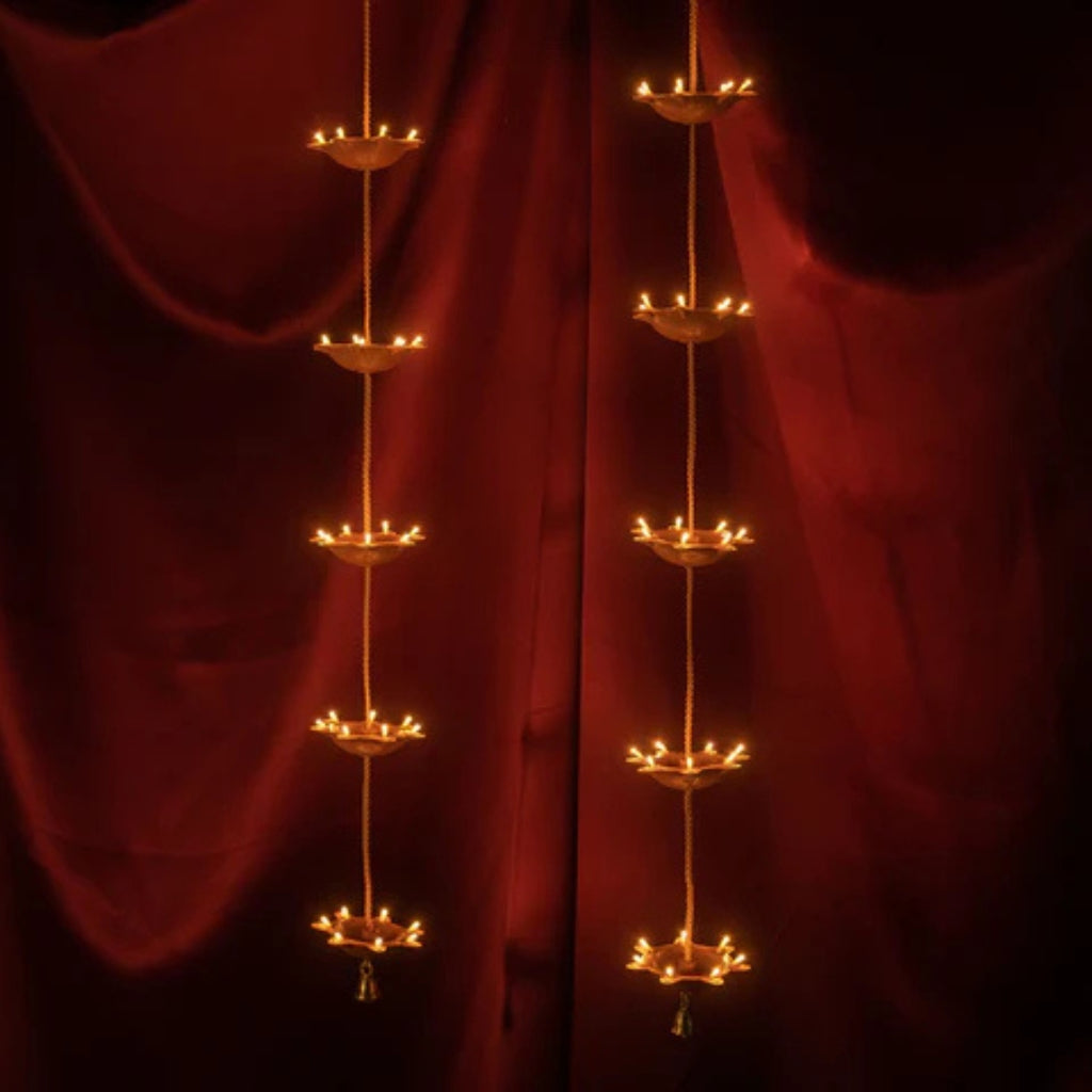 Pair of 5 Vertical Diyas