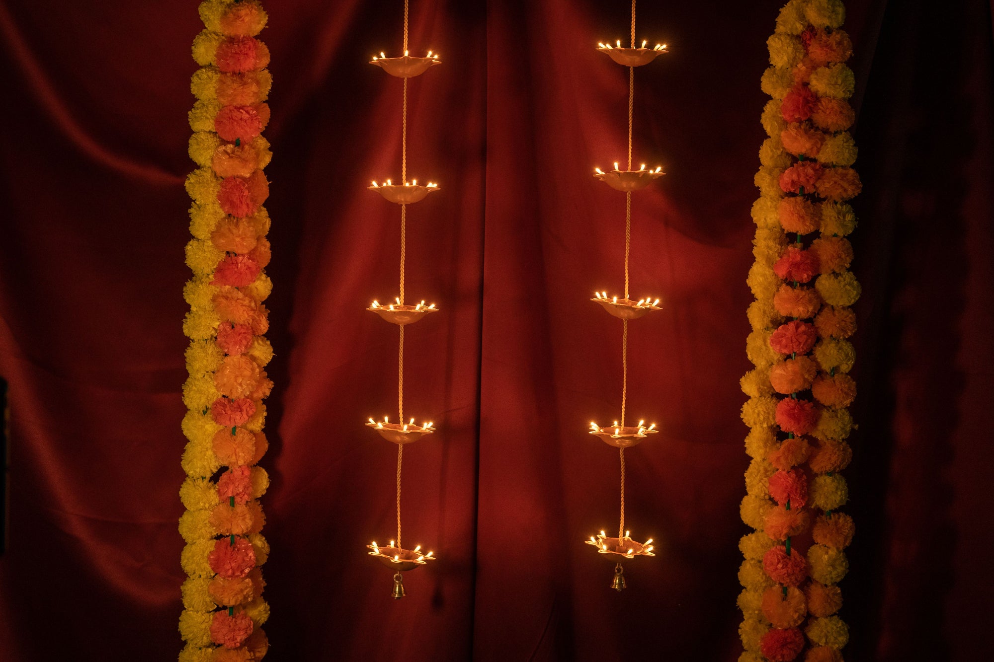 Pair of 5 Vertical Diyas