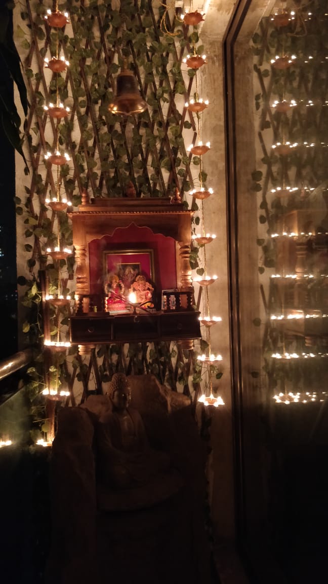 Hanging Diyas (10 diya) pair