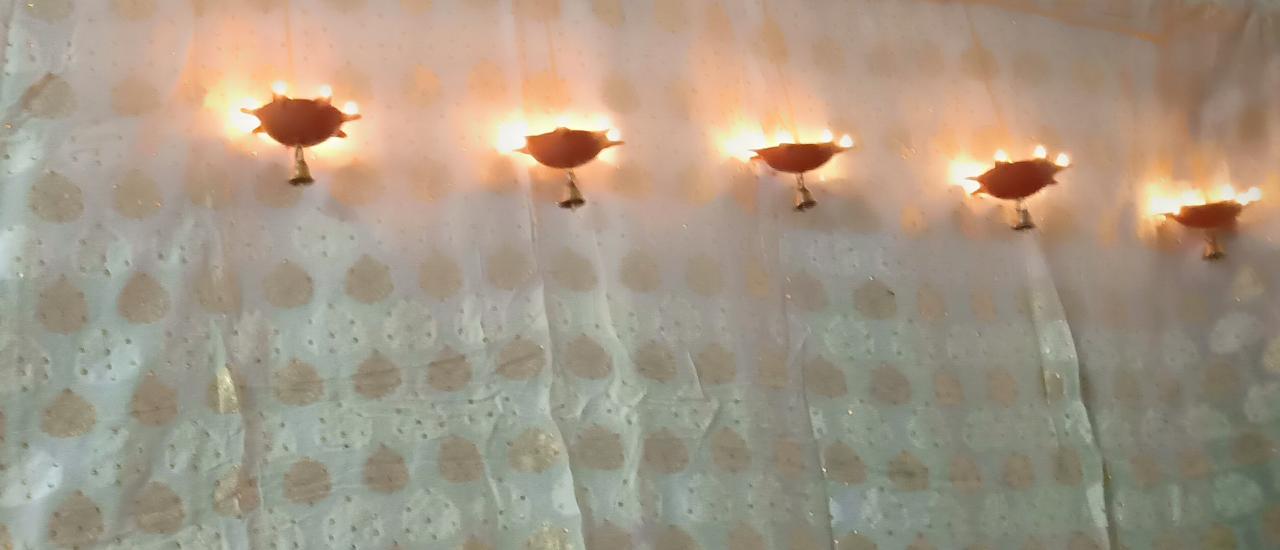 Horizontal Diyas
